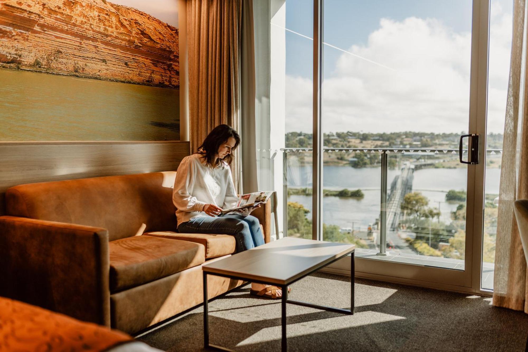Bridgeport Hotel Murray Bridge Esterno foto