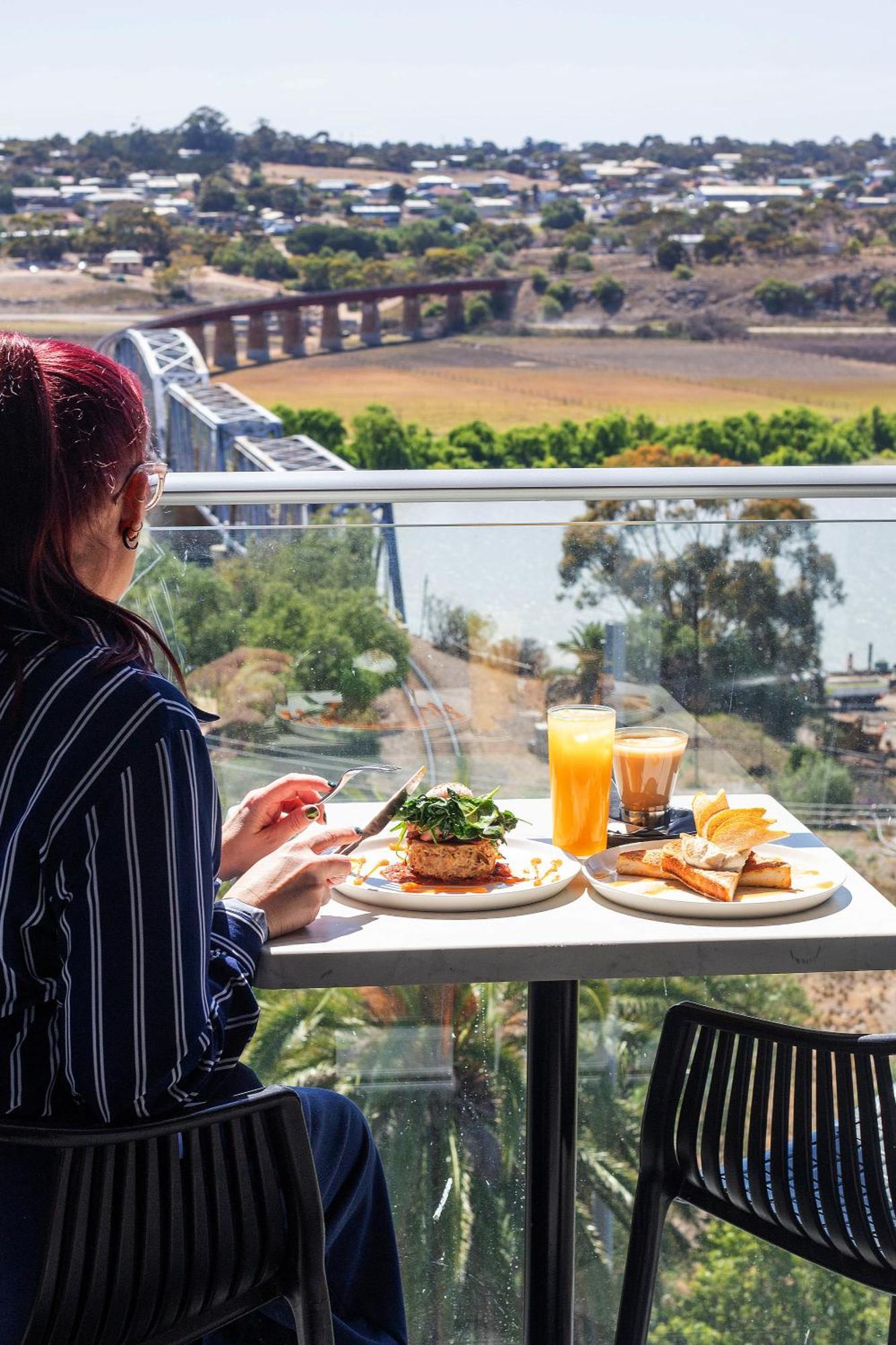 Bridgeport Hotel Murray Bridge Esterno foto